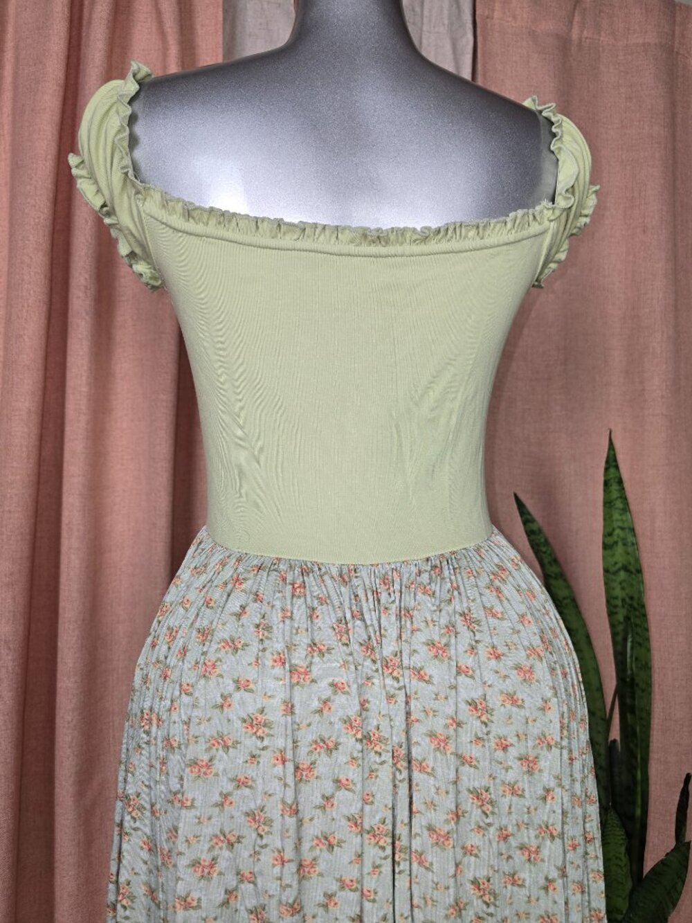 Lacemade Offical Ditsy Floral Cottagecore Maxi Dress - Picture 5 of 7